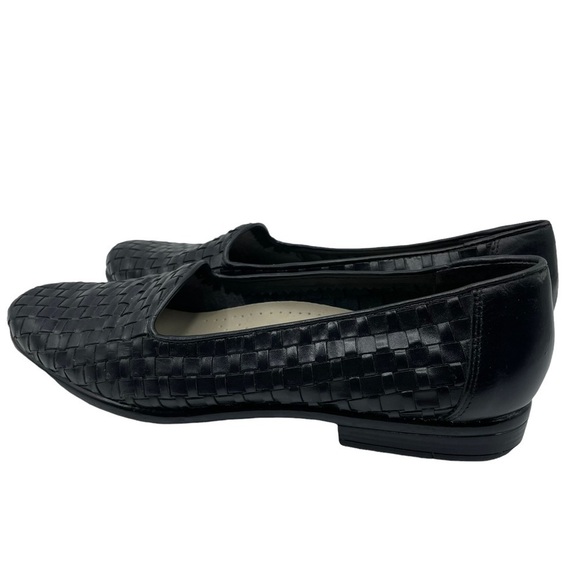 Trotters Liz Flats Black Woven Leather Loafers Almond Toe Stacked Heel Size 7N - Picture 3 of 14